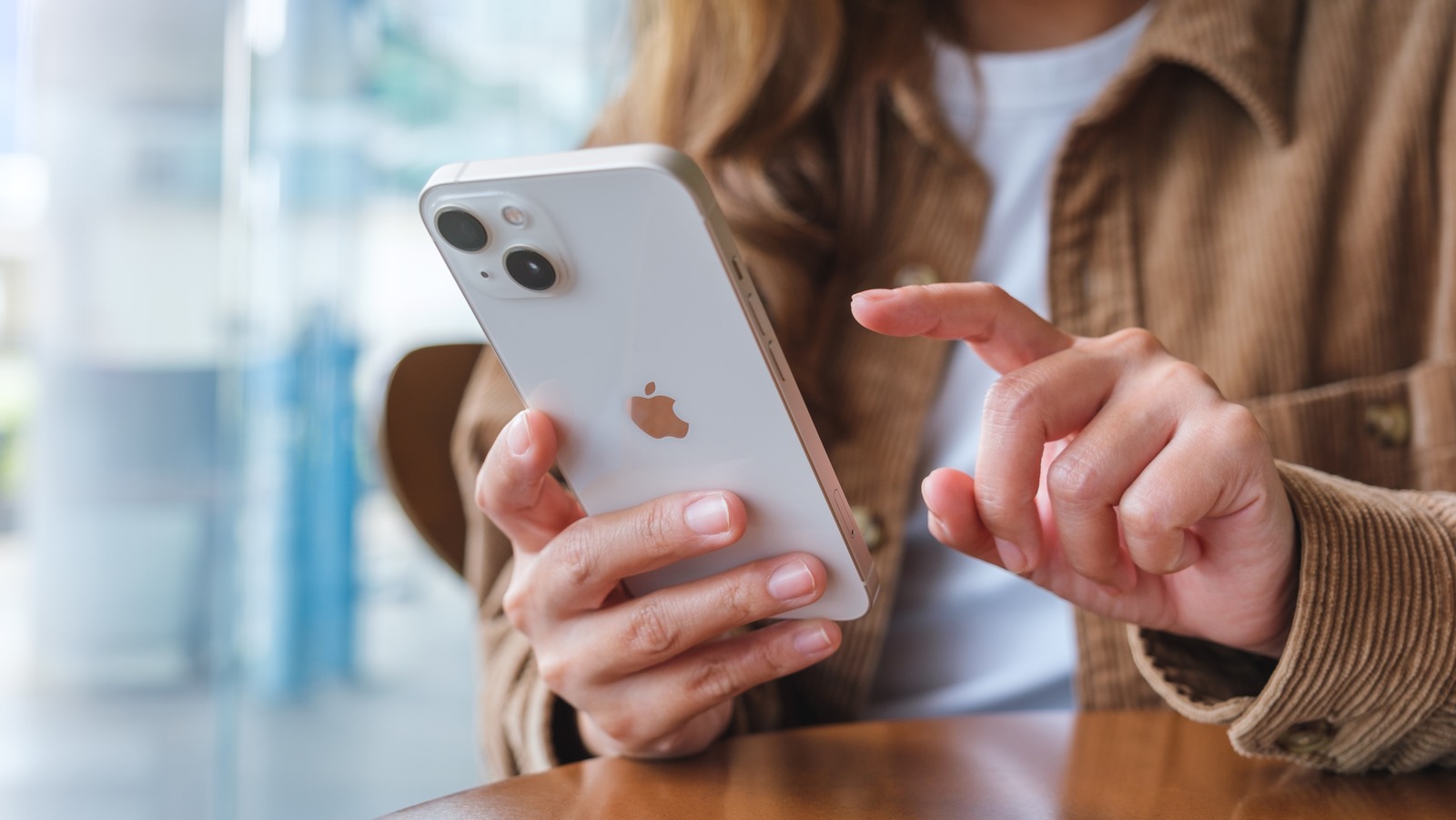 Customize Your iPhone's Dictionary For A Superior Text Experience