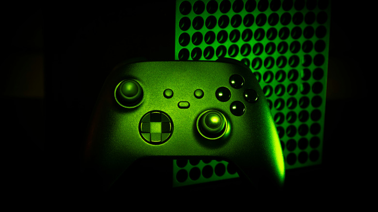 xbox console controller green lighting