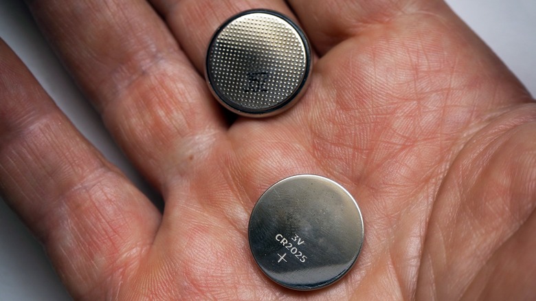 3V button batteries