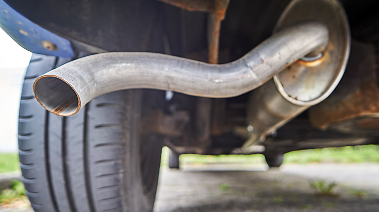 car muffler and tailpipe from rear of car