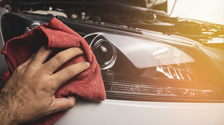 cleaning headlights