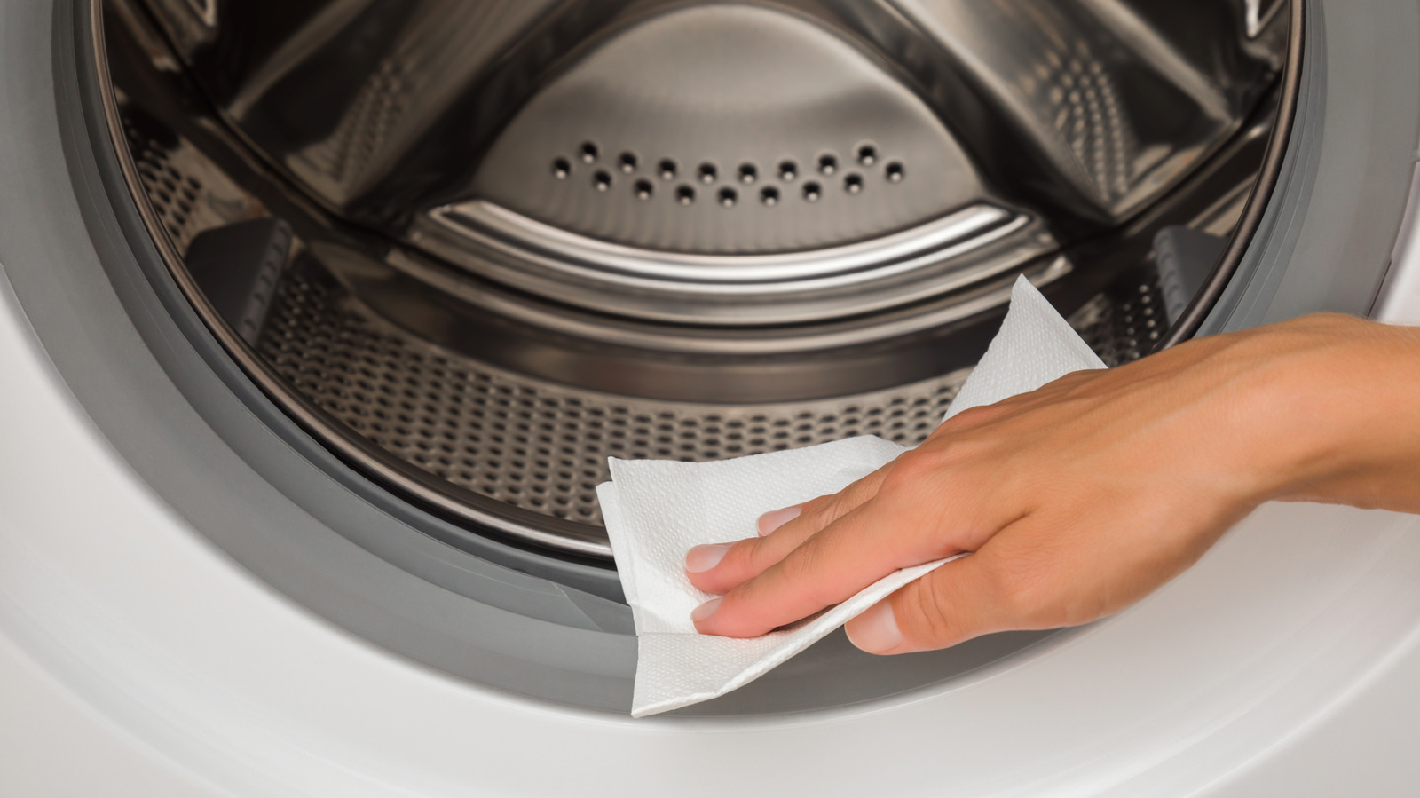 How To Clean Your Washing Machine's Door Seal (And How Often You Should)