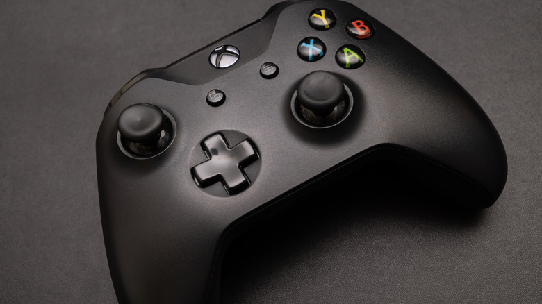 An Xbox One controller