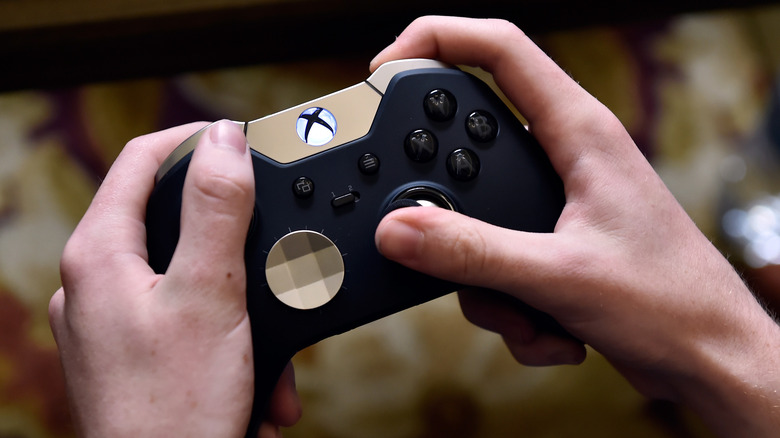 xbox one elite controller