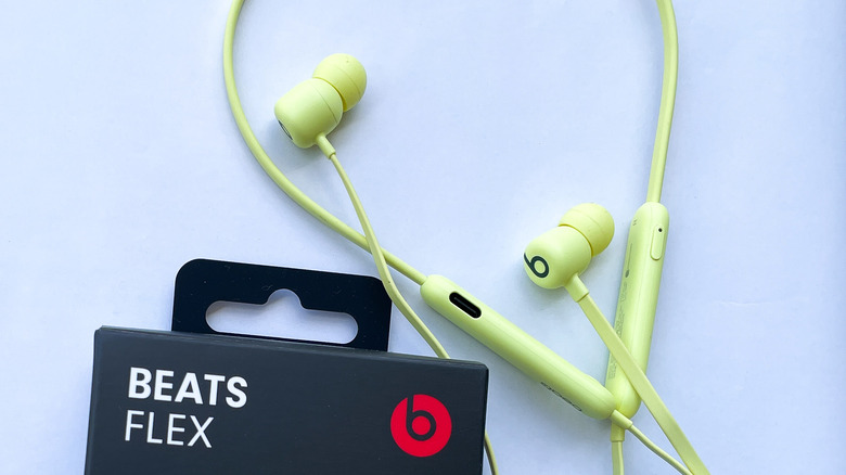 Beats Flex earbuds with box