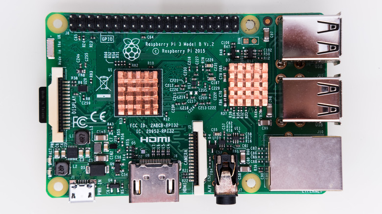 Raspberry Pi single board circuit