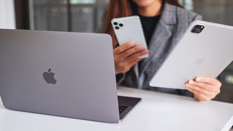Apple devices 
