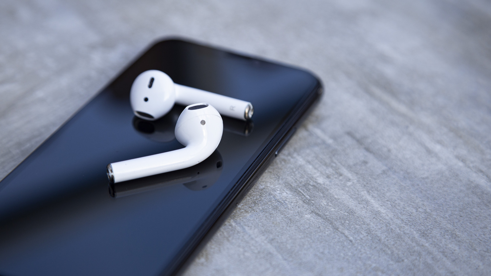 How To Disconnect Or Unpair Your Apple AirPods