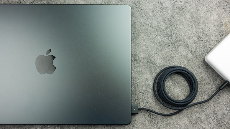MacBook charging