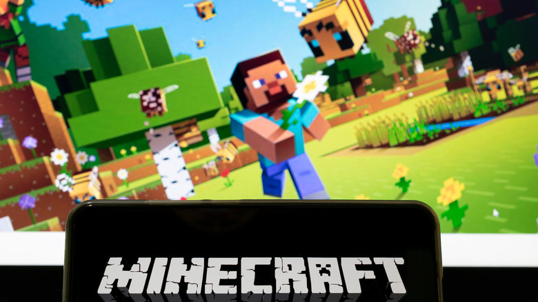 Minecraft logo and screen