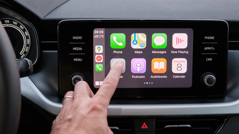 Apple CarPlay