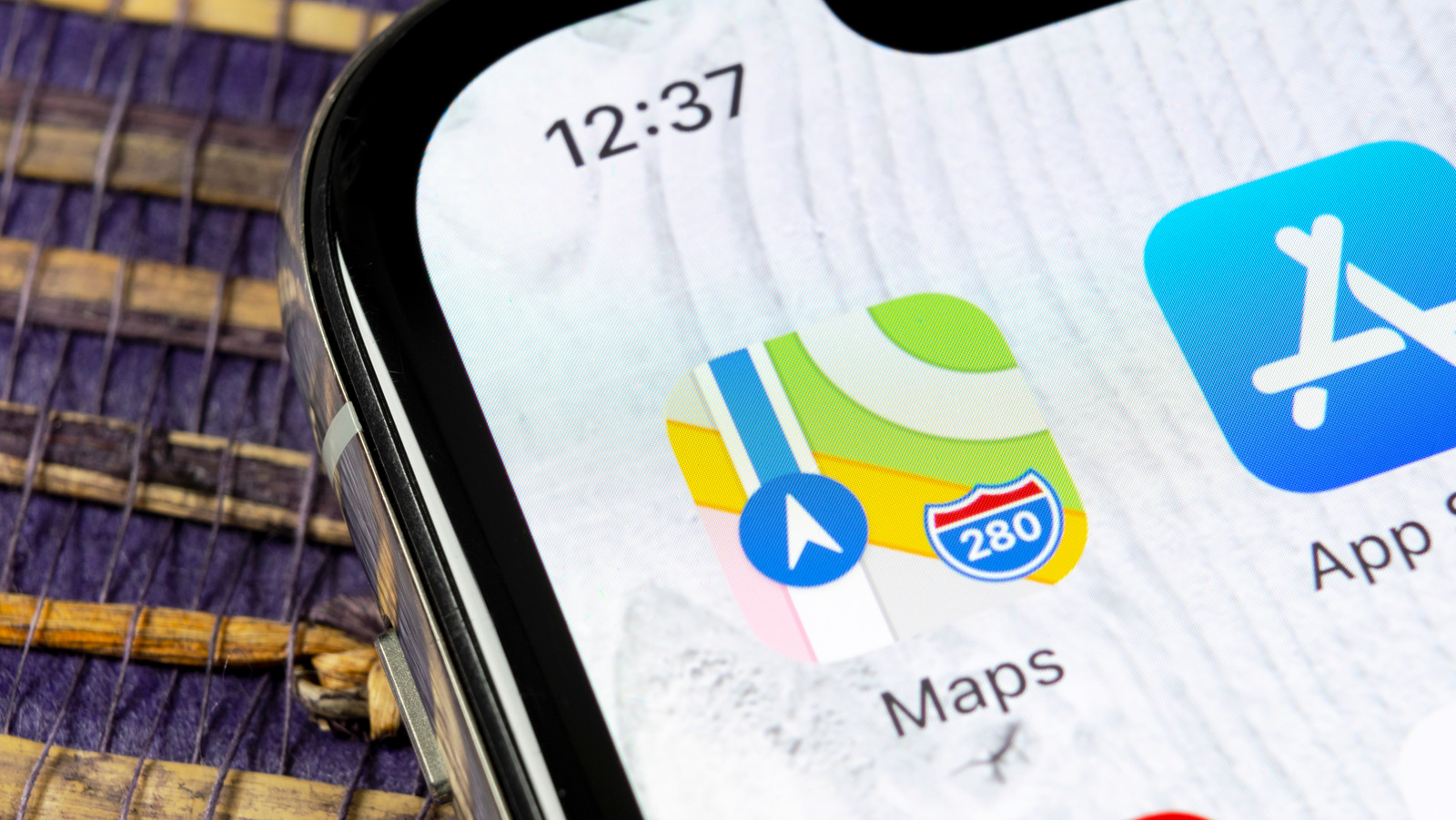 how to add your own voice to apple maps