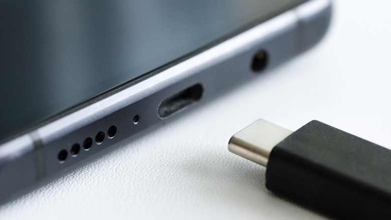USB-C cable connect