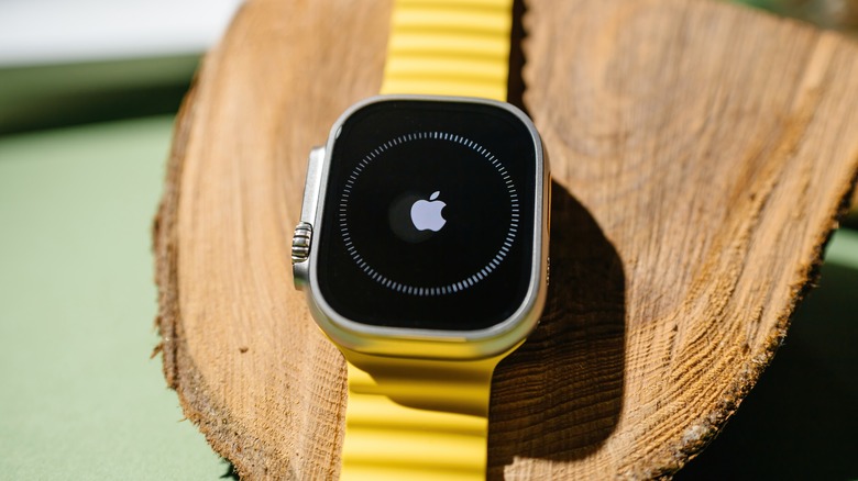Apple Watch rebooting