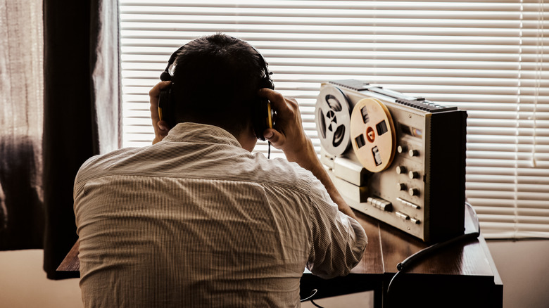 phone wiretapping spying