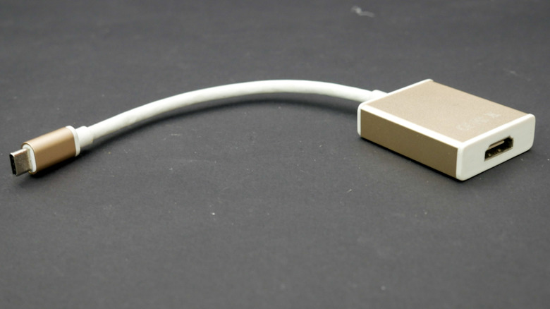 USB type C to HDMI adapter