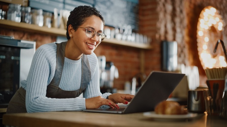 woman working on a laptop