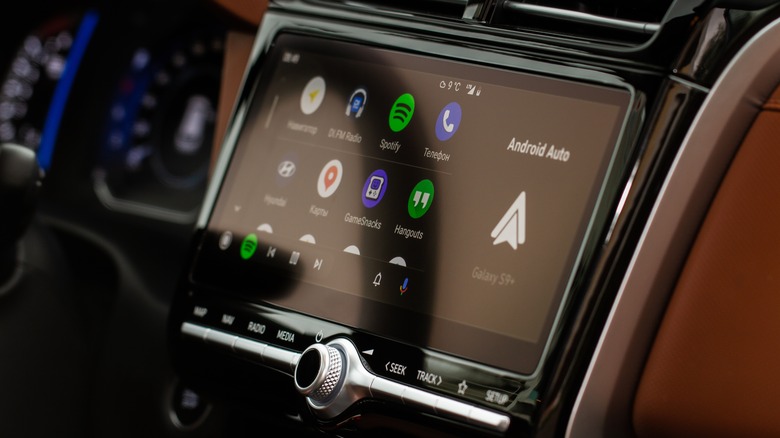 Android Auto interface