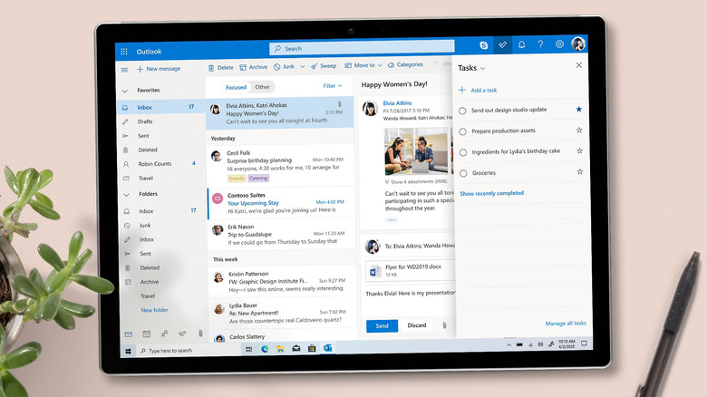 Microsoft Outlook on tablet