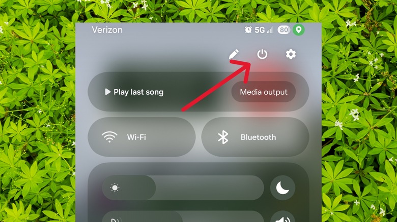 Power menu shortcut highlighted in a Samsung Galaxy phone's quick settings