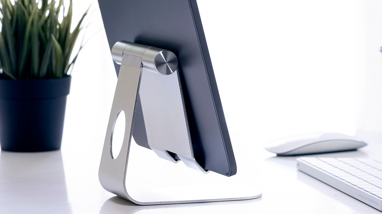 tablet stand