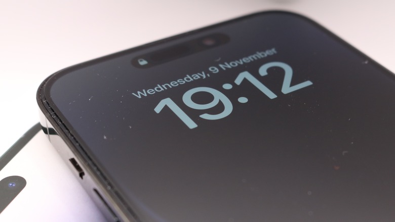 iPhone 14 Pro's always-on display