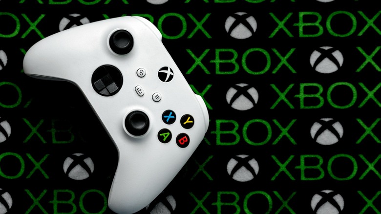 Xbox controller in white