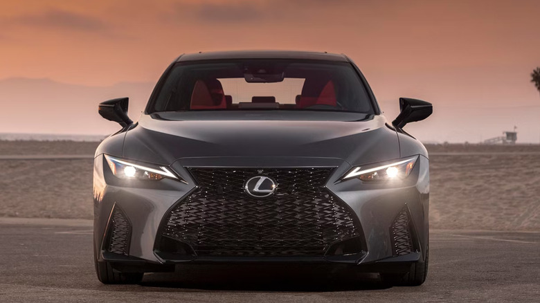 Lexus IS 350 F Sport front view