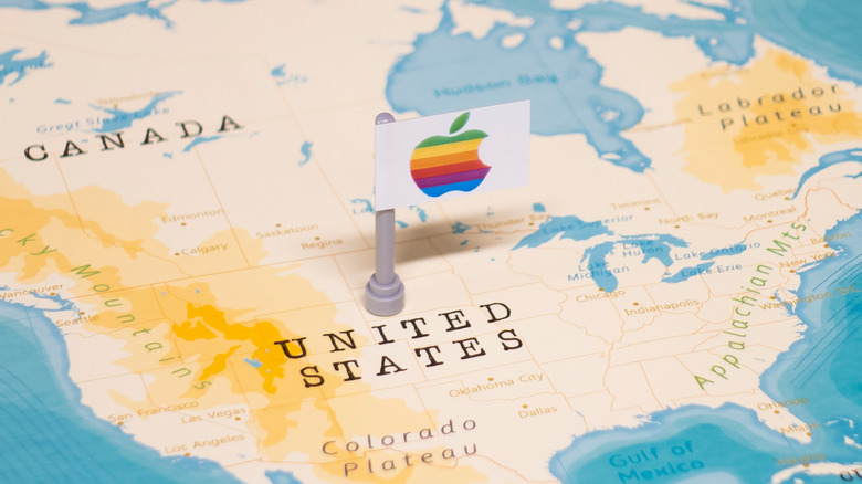 Flag of Apple on United States map