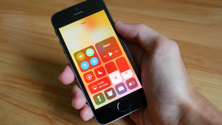iPhone control center 