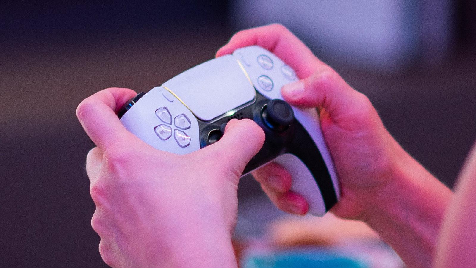 Como atualizar seu controlador PS5 DualSense e por que você deveria