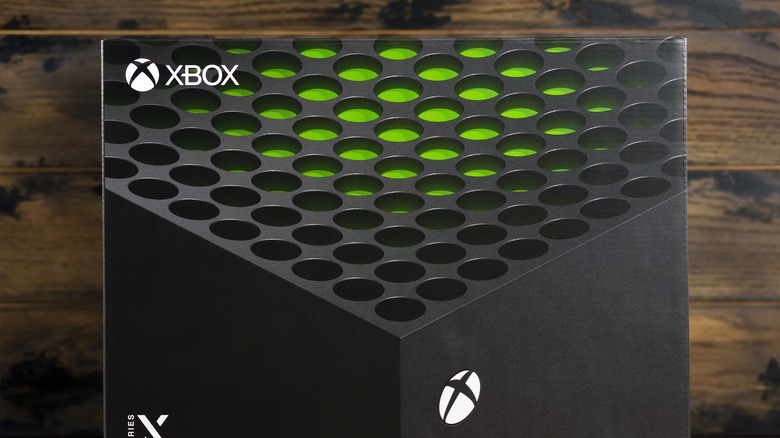 Xbox Series X box
