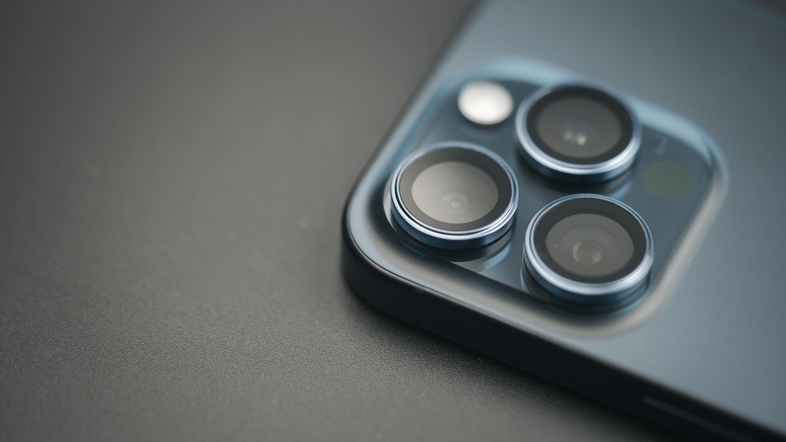 How To Use Hover Typing On iPhone (And Why You Might Want To)