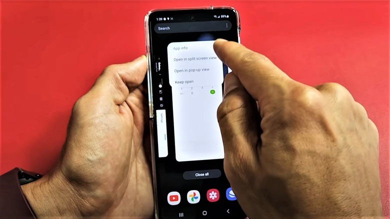 Using Recents menu to open split-screen on Galaxy Z Fold 4 demonstration