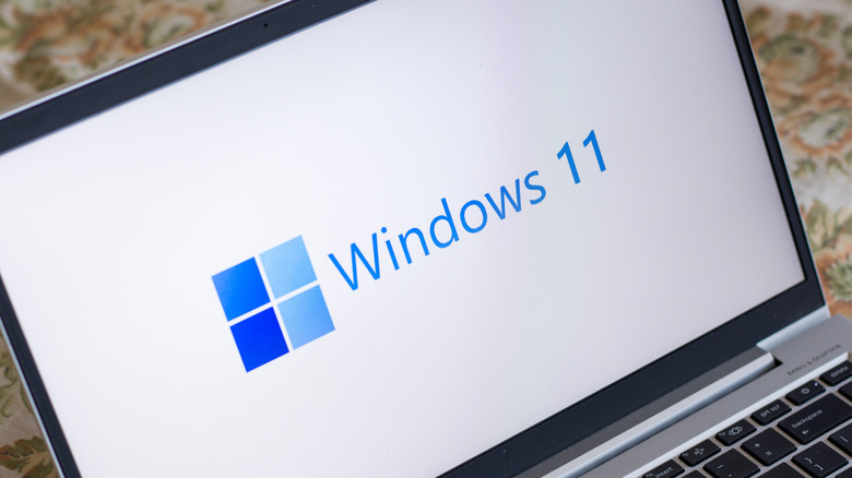 windows 11 on laptop