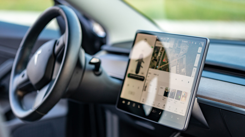 Tesla interor with touchpad