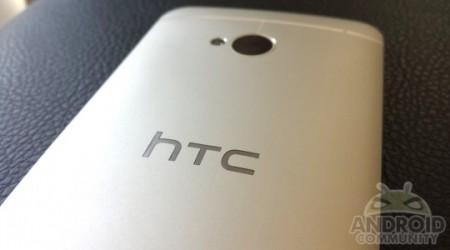 htc-logo-phone-rear