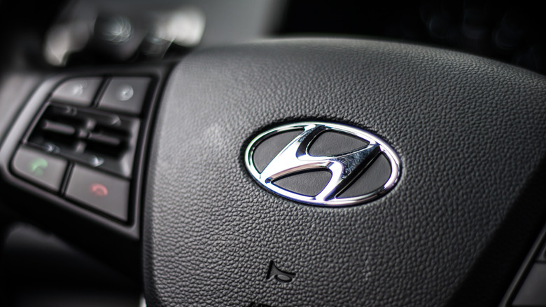 Hyundai emblem steering wheel