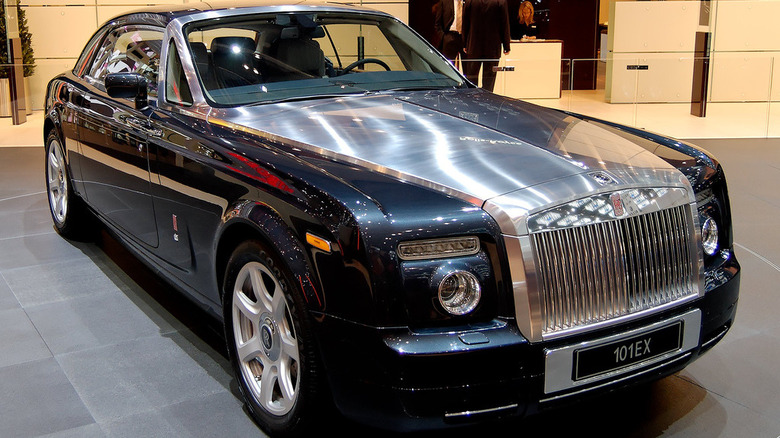 Black Rolls-Royce 101EX on display