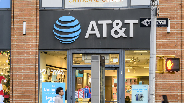 View outside an AT&T store.