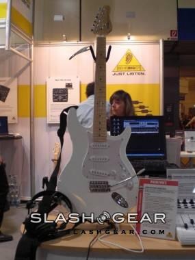 Behringer CENTARI iAXE624 USB Guitar