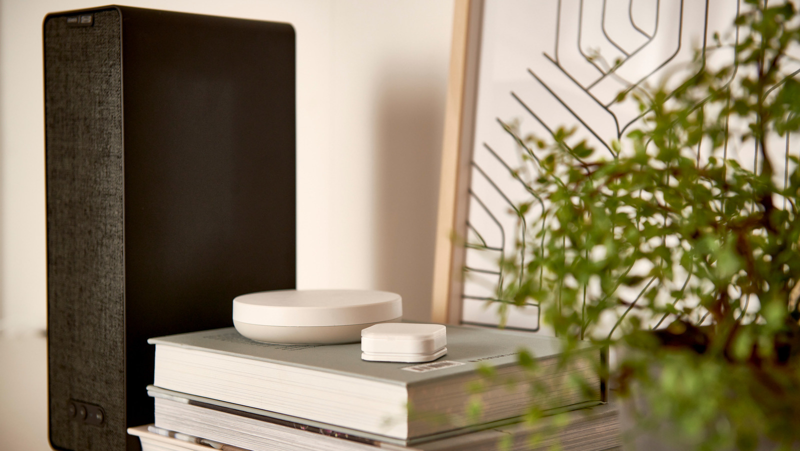 O novo DIRIGERA Good Hub da IKEA está pronto para a matéria: por que isso é enorme O novo DIRIGERA Good Hub da IKEA está pronto para a matéria: por que isso é enorme