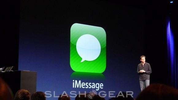 iMessage bug deletes last word of certain phrases