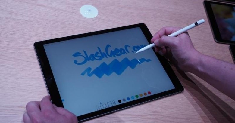 Apple-Pencil-Apple-Event-Product-hands-on-10-1280x7201