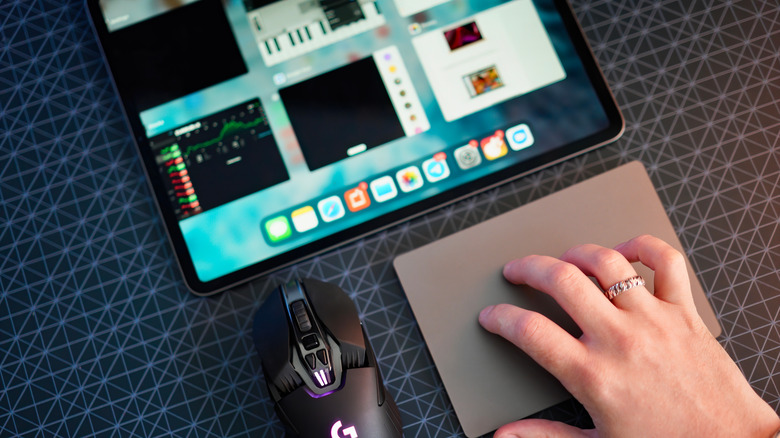 IPadOS on ipad with mouse
