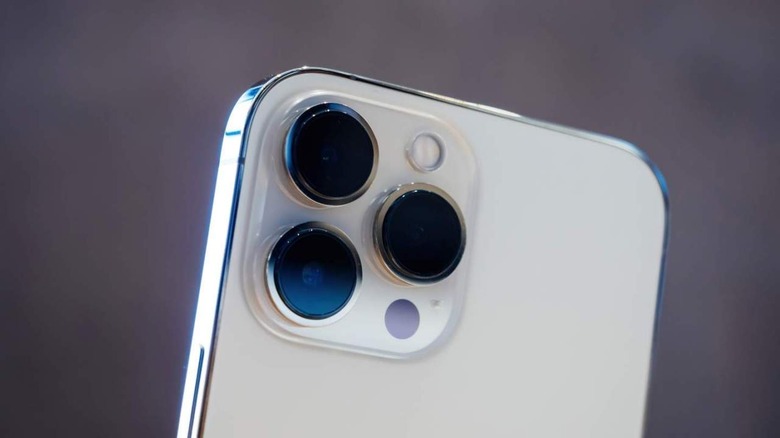 Cameras on iPhone 13