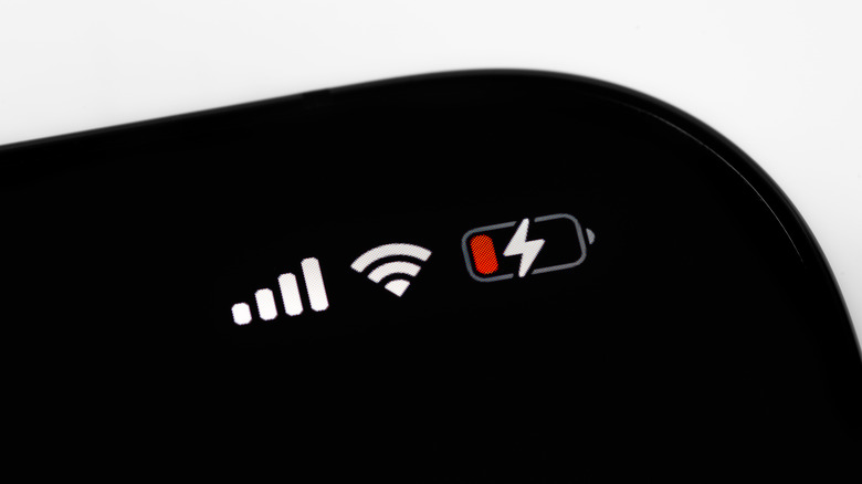 Apple iPhone iOS battery icon