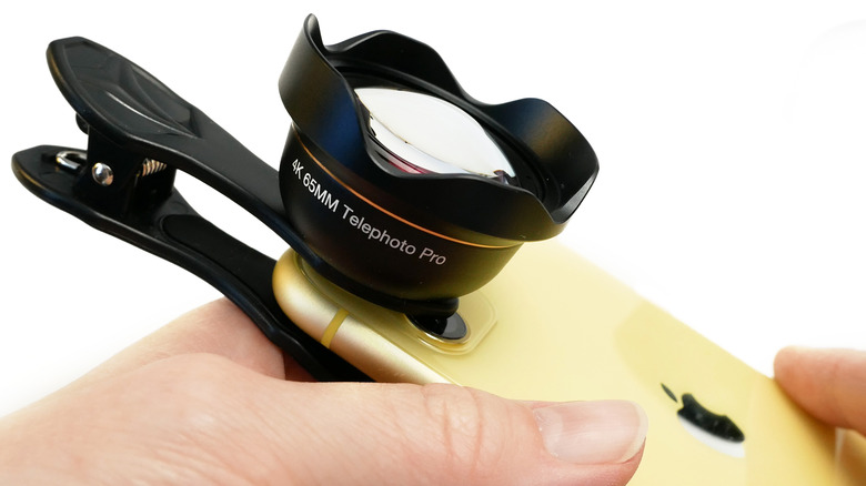 iPhone clip on lens camera