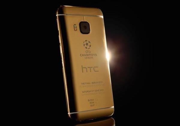 iPhone used for promo photo of HTC's 24K-gold One M9