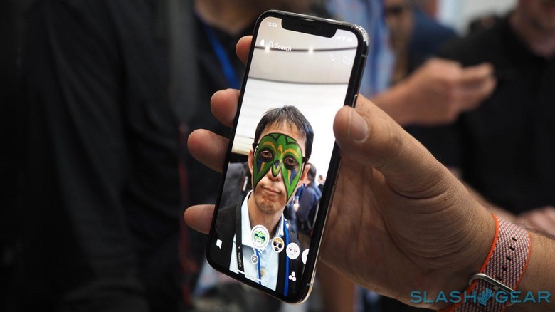 verkorten Schijnen omhelzing iPhone X's creepiest features are its most compelling - SlashGear